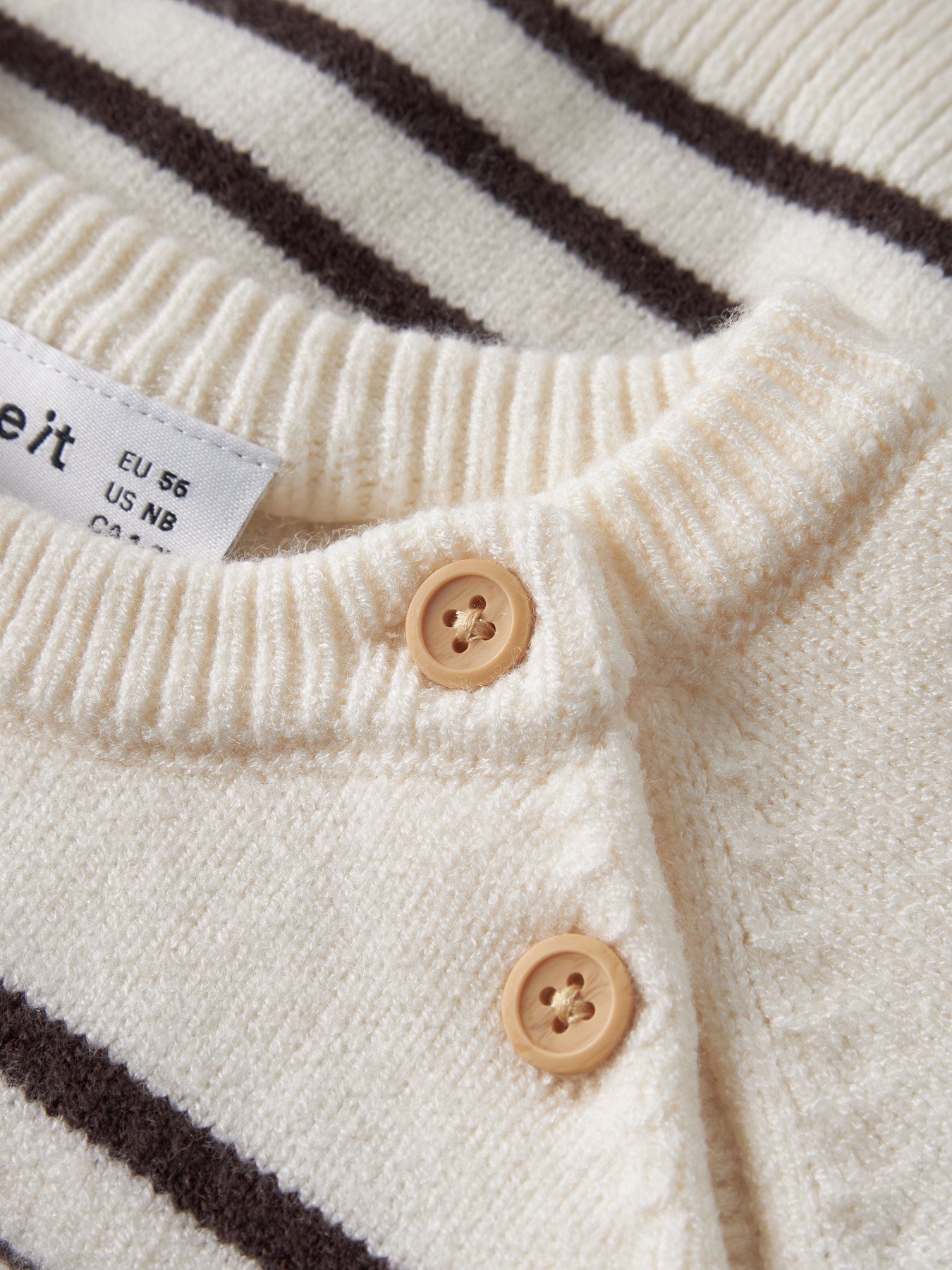 Name It Baby Ostripea randig stickad tröja cremevit och brun för baby pojke – 13260125