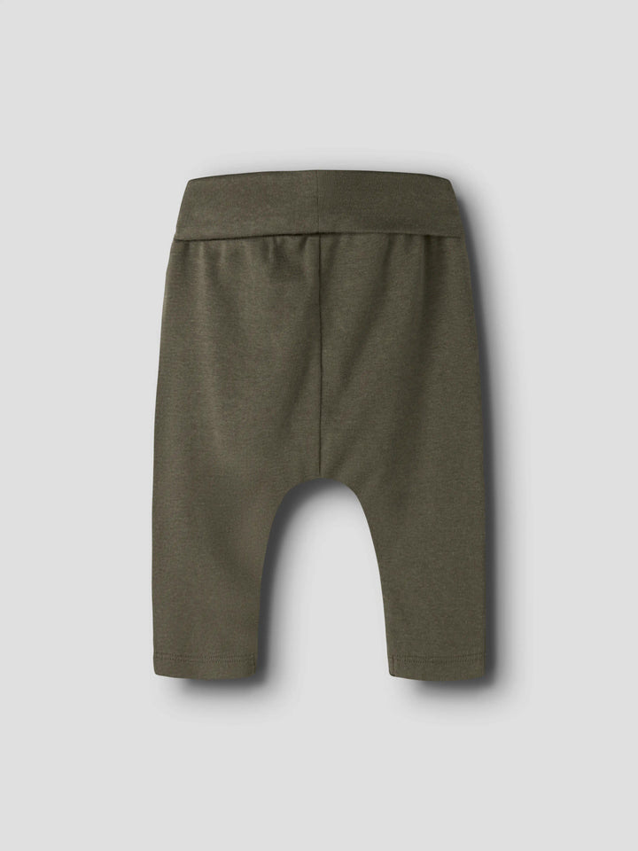 Name It Ohoney ribbad babybyxa för pojke i Olive Night med nedvikbar mudd, 13260258