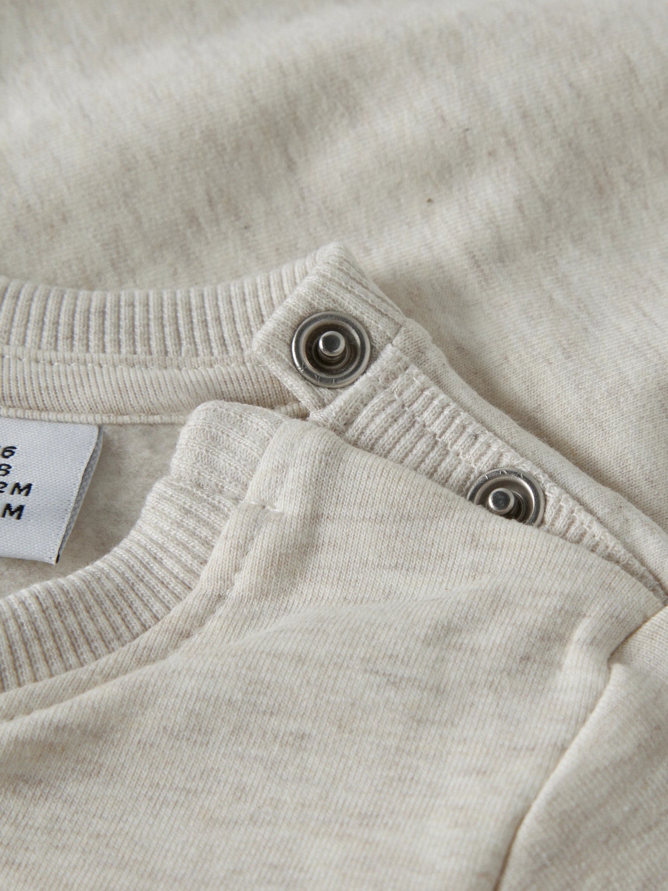Name It Obbas sweatshirt baby unisex ljus melerad med igelkott och liten ficka