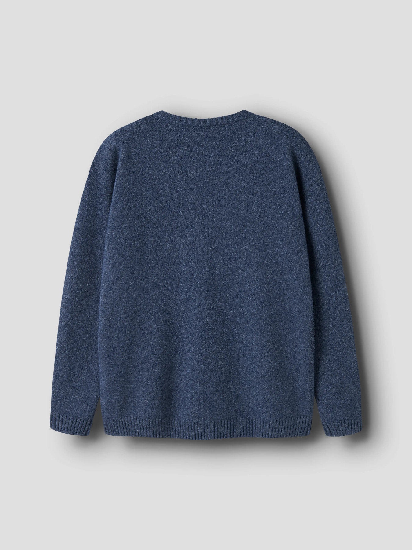 Name It Olexandr stickad tröja pojke kids melerad blå med broderad figur på bröstet