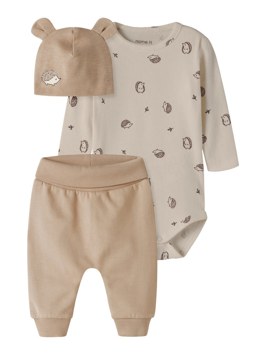Name It Ohogi babyset 3 delar unisex med body byxor och mössa med igelkottar