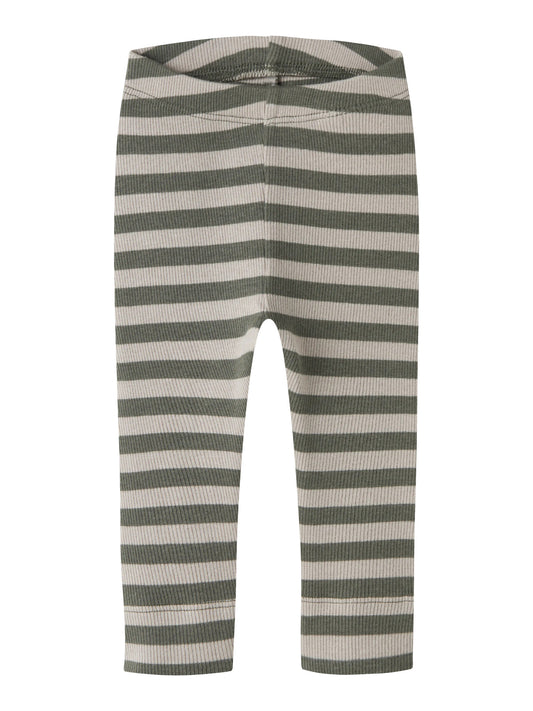 Name It olivgröna ribbade leggings för baby unisex i ekologisk bomull och TENCEL™ Modal med elastisk midja och mjuk stretchkvalitet