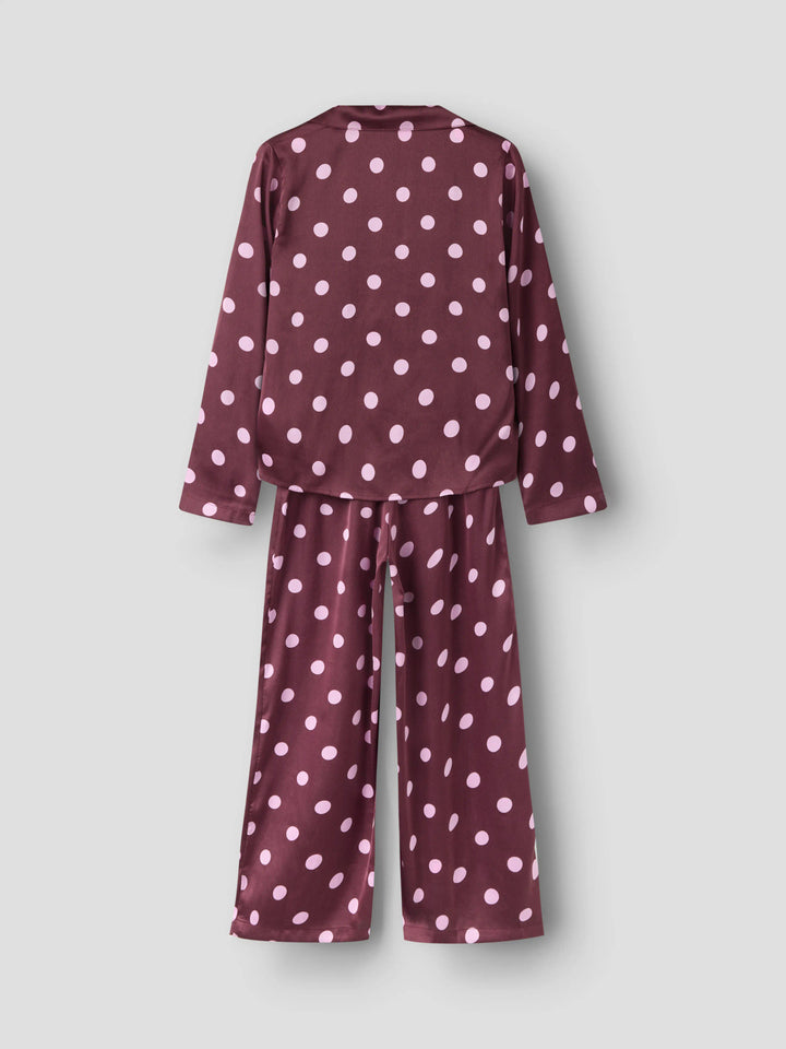 Name It Ruthq prickig satinpyjamas för flicka med skjorta och långbyxor framifrån