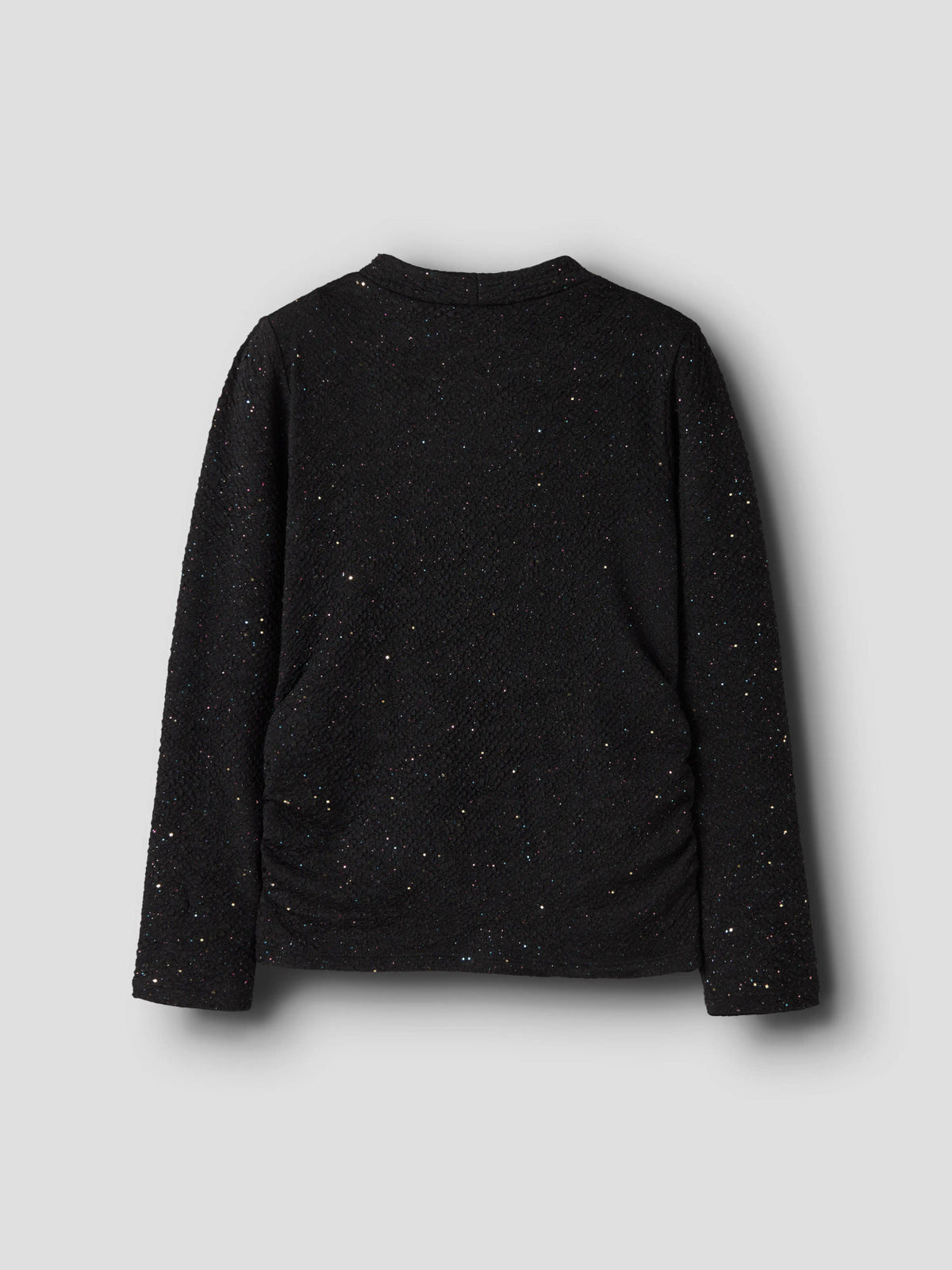 Name It Retna glittrig svart topp med hög hals för flicka bakifrån
