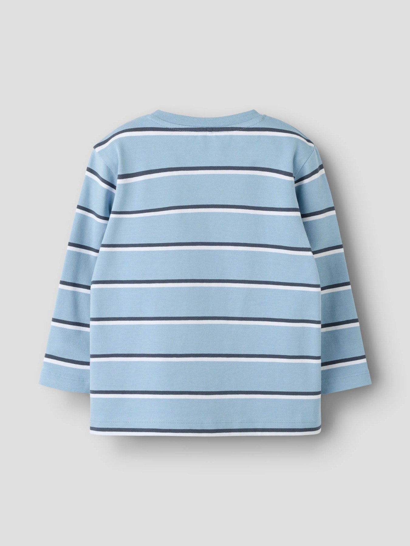 Name It Alf Emil långärmad randig tröja för pojke mini i Ashley Blue med Emil i Lönneberga i körsbärsträdet