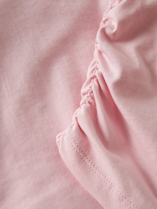 Name It Nabella långärmad topp för flicka kids Parfait Pink med rynkdetalj och textprint – 13265073