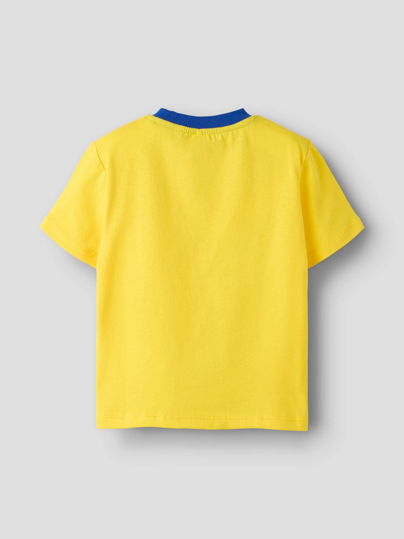 Name It Jamie gul fotbolls-t-shirt för pojke barn i mjuk bomull med fotbollstryck