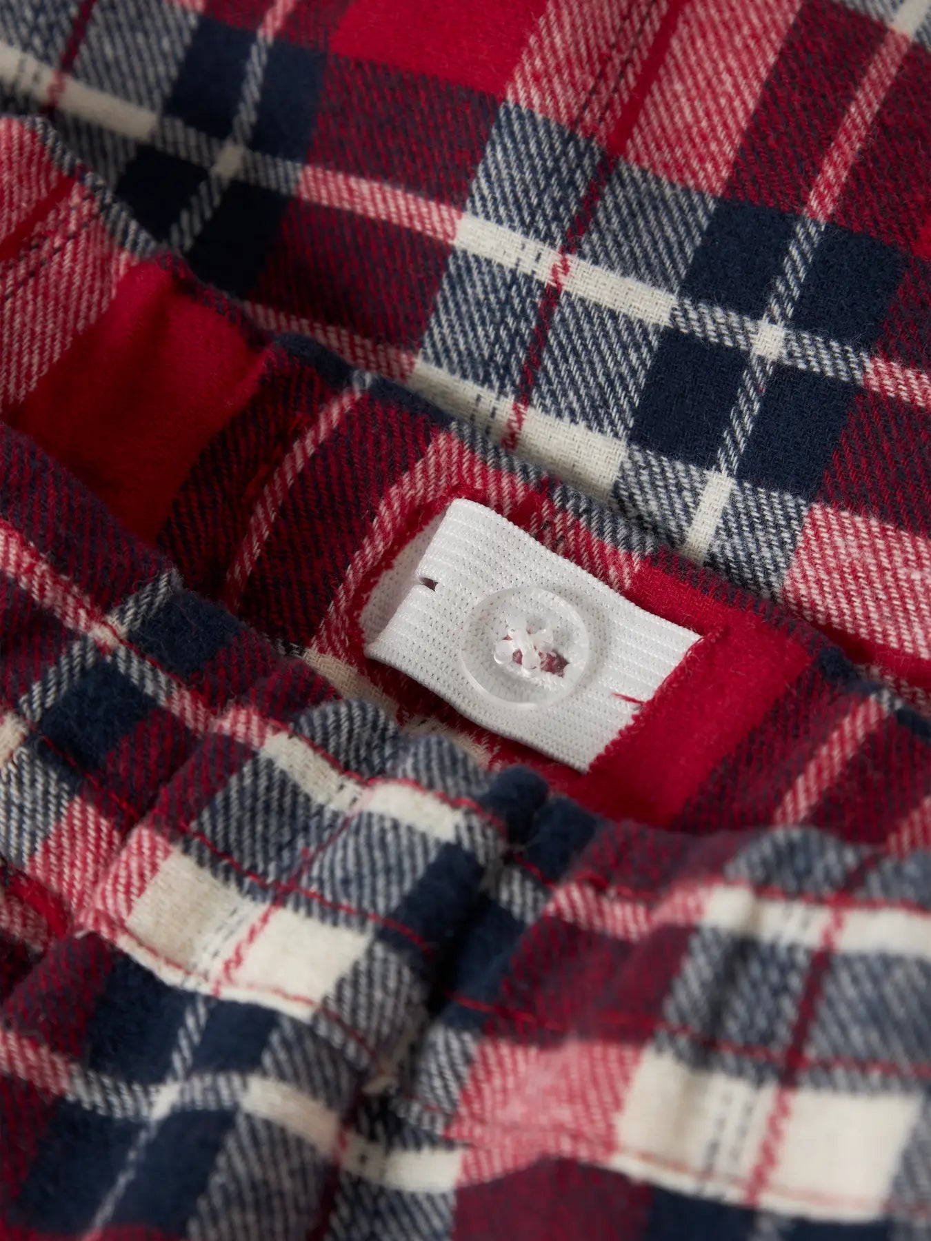 Röd rutig flanell pyjamas byxor till flicka och pojke. Snygg pyjamas byxa till tjej och kille barn och ungdom kläder från Name it.
NKMRAUL PANT BOX
13249329