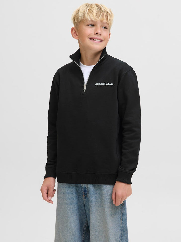 Svart zip tröja i sweat från Jack & Jones till ungdom kille. Ungdomskläder, Norrebro
JORNORREBRO EMB SWEAT HIGH NECK JNR
12284067