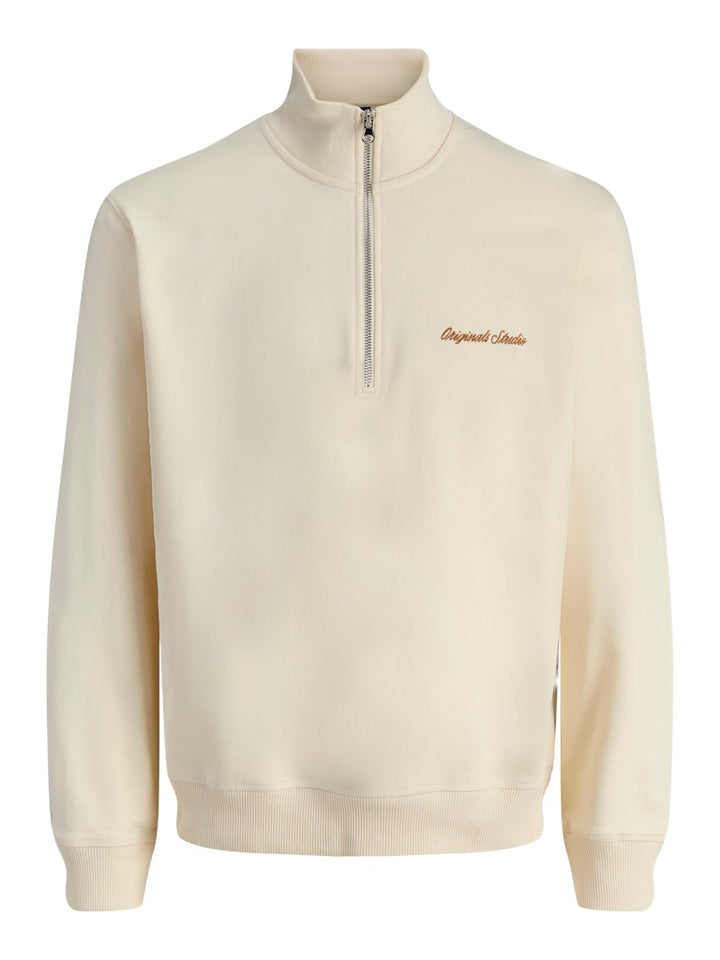 Natur cream vit zip tröja i sweat från Jack & Jones till ungdom kille. Ungdomskläder, Norrebro
JORNORREBRO EMB SWEAT HIGH NECK JNR
12284067