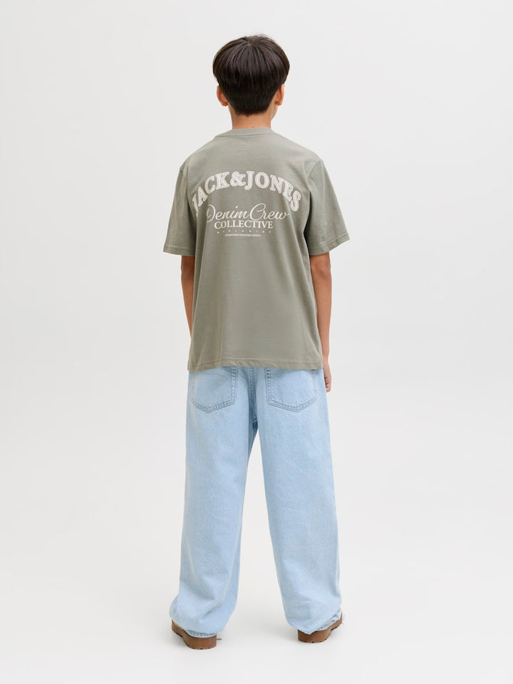 Grön t-shirt till kille från Jack & Jones. Ungdoms tröja till pojke med backprint i kontrastfärg.
JJEBRANDES BACKP RELAXED TEE SS SN JNR
12269310