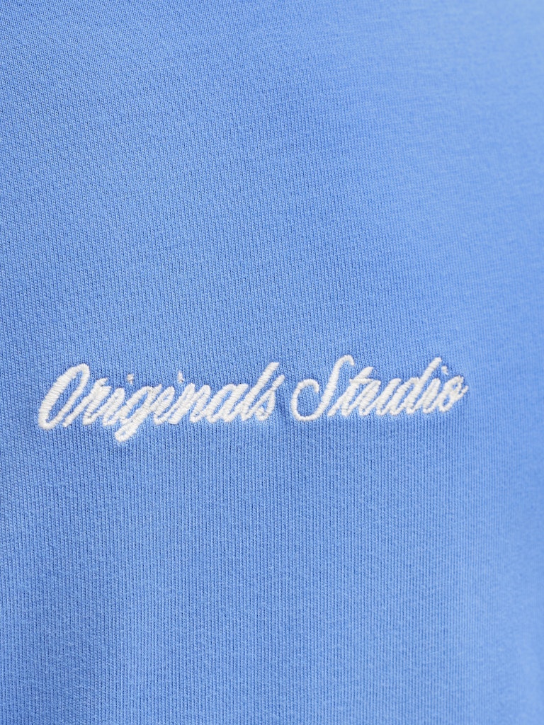 Blå rundhals t-shirt till kille. Ungdomskläder från Jack & Jones.
JORNORREBRO EMB TEE SS CN NOOS JNR
12284052