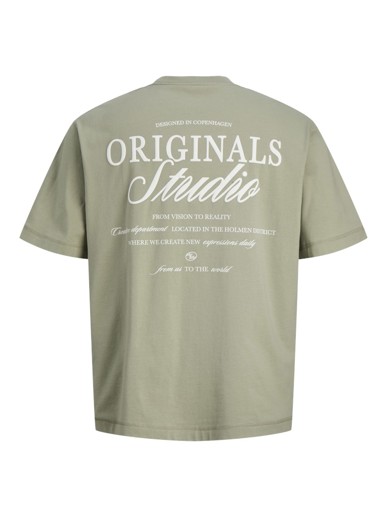 Ljus grön t-shirt från Jack & Jones till ungdom kille. Snygg stilren tröja med backprint till pojke, barn och ungdom.
JORNORREBRO TYPO TEE SS CREW NECK SN JNR
12284057