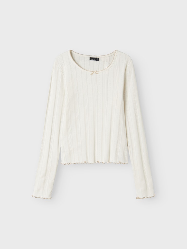 Vit kort ungdoms tröja till tjej. Needle drop topp i vitt med söt rosett som fin detalj.
NLFNAMEL LS SHORT DEEP NECK TOP
13247771