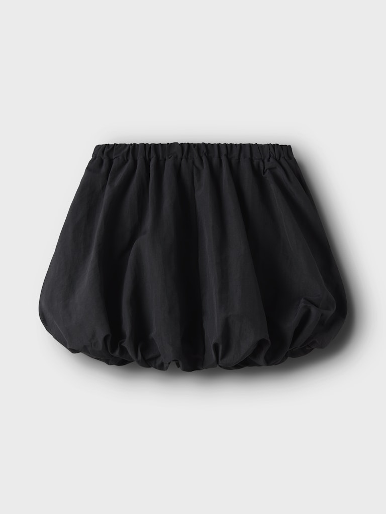 Svart ballong kjol till ungdom tjej. Trendig snygg kort kjol från LMTD.
NLFRIBAL SHORT BALLOON SKIRT
13249855