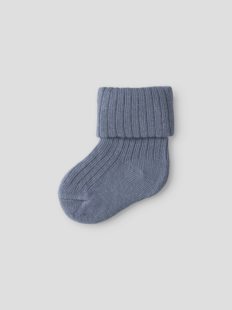 Blå baby strumpa till pojke. Bebis strumpor till nyfödd. Strumpor som sitter kvar.
NBMNOBBU SOCK
13207468