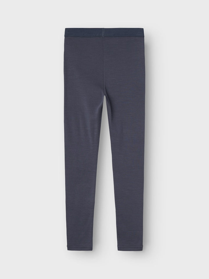 Blå långkalsonger i merino ull till pojke. Enfärgade ull leggings i varmt skönt underställ från Name it.
NKMWILLTO WOOL LONGJOHN
13229092