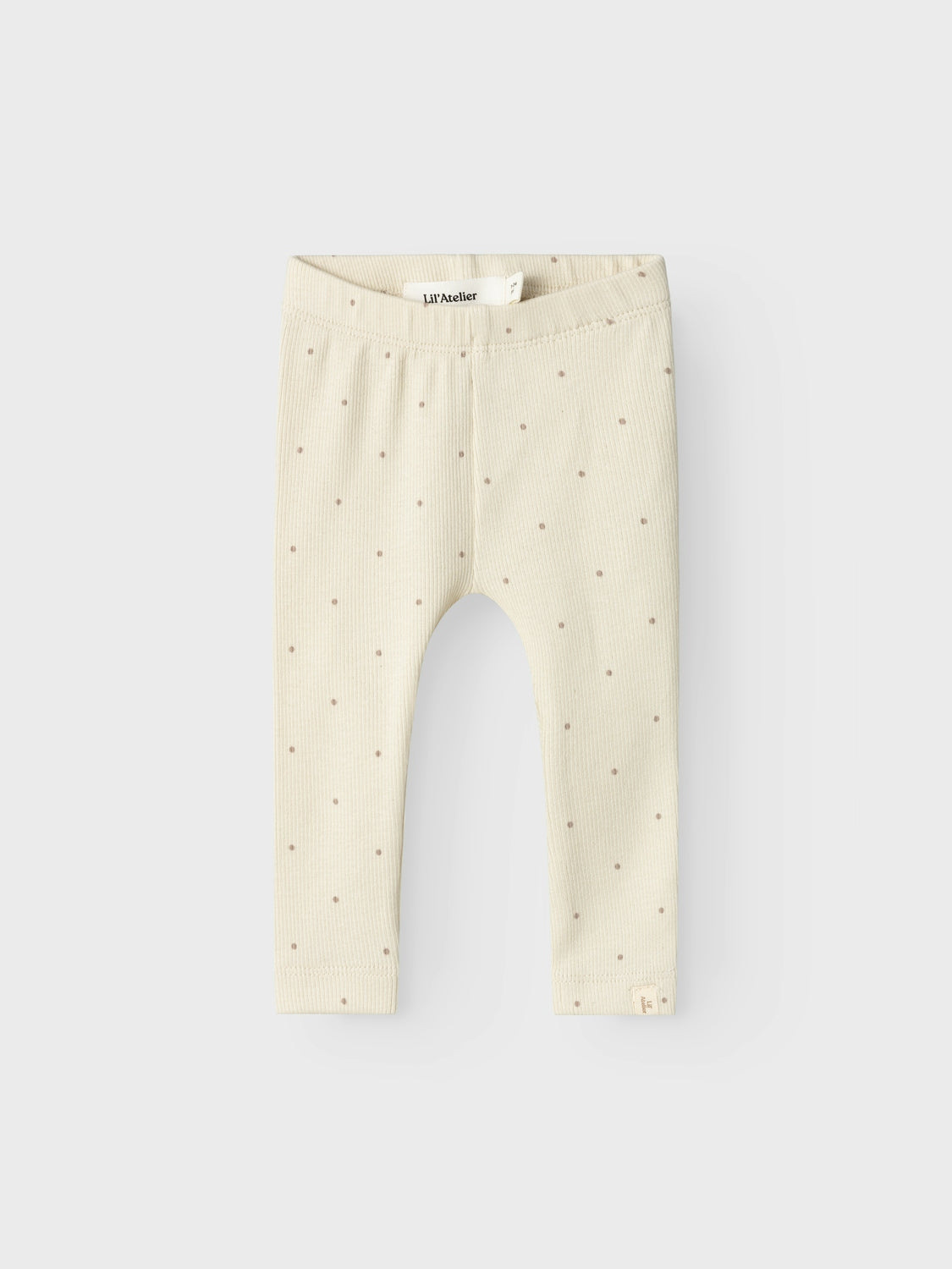 Ribbade leggings till liten flicka. Baby byxa, bebis tajts till liten tjej. Sätt ihop den perfekta outfiten för ditt barn med kvalitativa vardagsstilar och skapa en bekväm och trendig look. Jersey är ett lätt och stretchigt tyg med en mjuk yta och insida för en bekväm känsla och rörelsefrihet.

Produkttyp: Leggings
Extra detaljer: Resår i midjan, etikett
Utskrift: Utskrift upprepas över hela ytan av produkten
Passform: Slim Fit

Huvudmaterialet i denna produkt innehåller minst 50 % ekologisk bomull. Ekologi