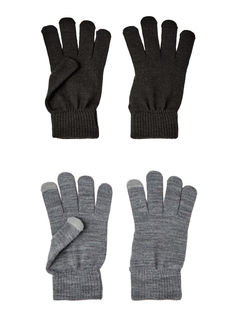2 pack grå och svarta tunna finger vantar med touch fingers till flicka och pojke. Vantar med magic som gör att du kan använda mobilen med vantarna på. 
NKNMAGIC GLOVES TOUCH 2P
13232741