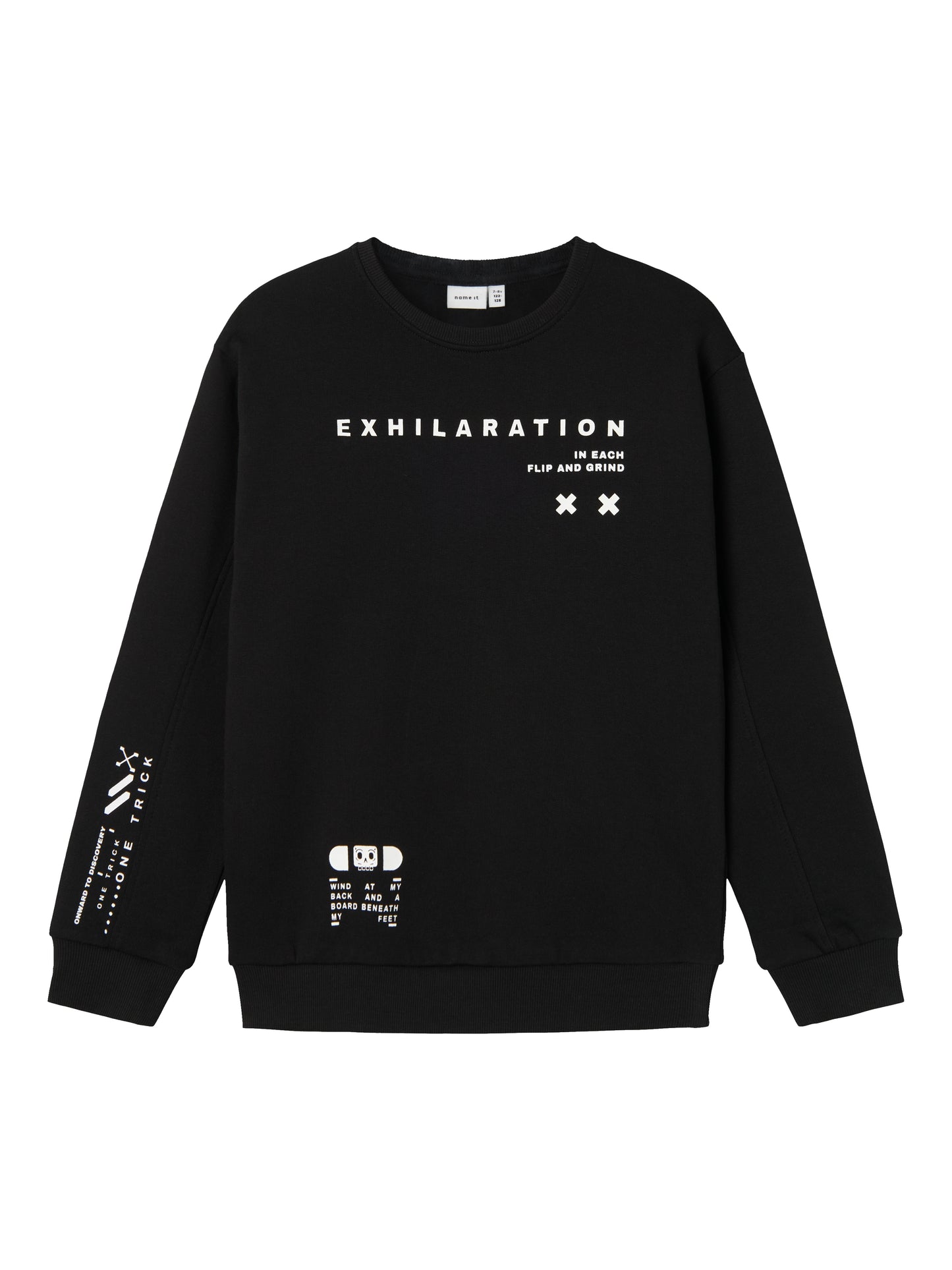 Svart crewneck tröja till barn, ungdom i ekologisk bomull. Snygg, cool sweatshirt tröja till kille, pojke i svart med print av text i vitt.