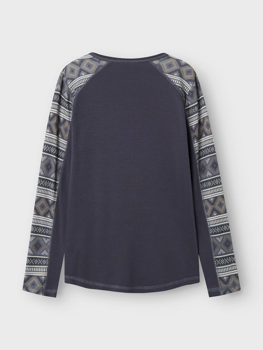 Blå merino ull underställs tröja till pojke. Barn kläder i varm och skön merinoull till kille från Nameit.
NKMWILLTO WOOL LS TOP
13229091