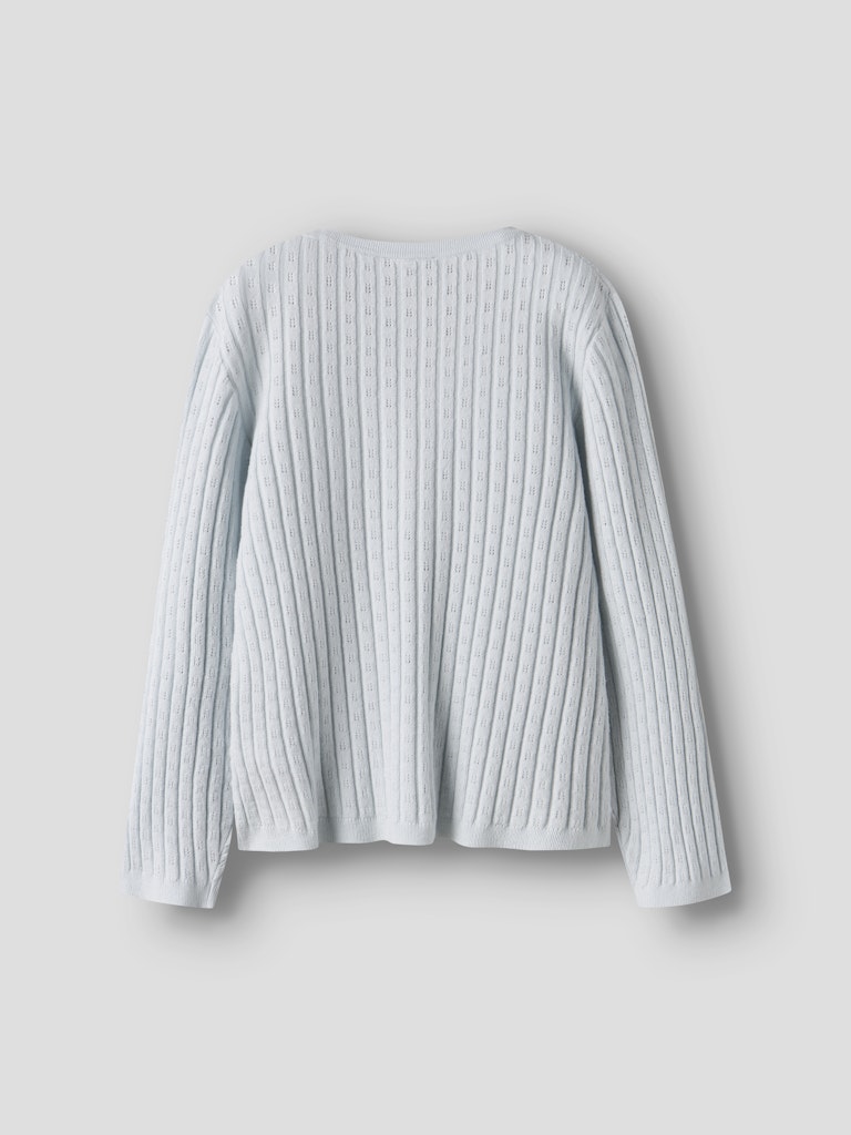 Stickad v-ringad kofta till flicka. Söt cardigan i ljus blå från Name it.
NMFKIND LS KNIT CARD
13244441