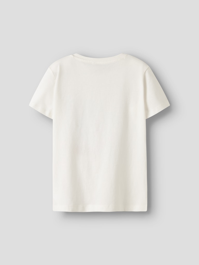Vit skate t-shirt till kille i ekologisk bomull från Name it.
NKMKURTH SS TOP PB
13244910