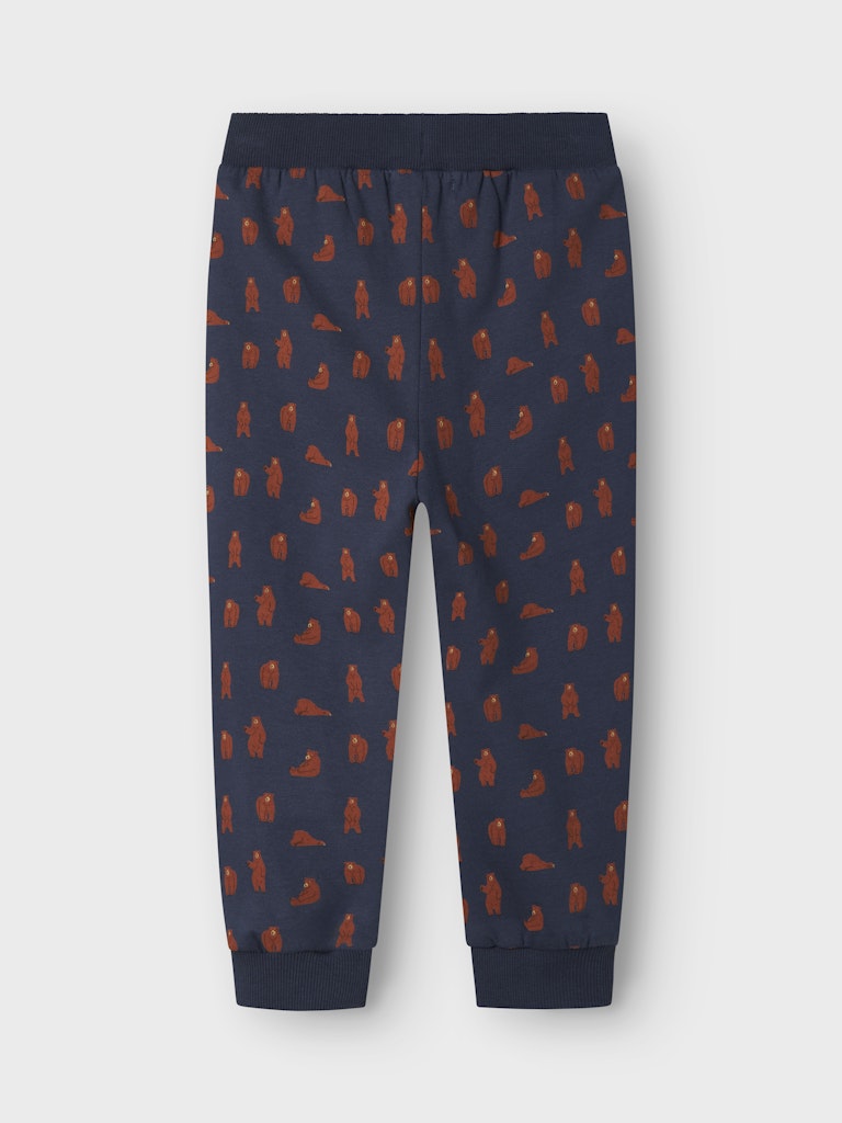 Blå mys byxa till pojke med björnar. Joggers med print.
NMMNENEAN SWE PANT BRU PB
13244927