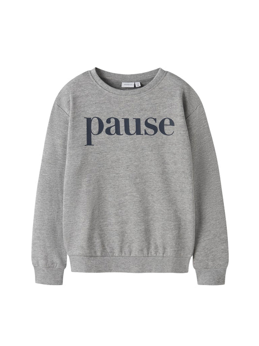 Grå sweat tröja till kille. Stilren sweatshirt till pojke.
NKMNELLO LS NREG SWE BRU PB
13244934