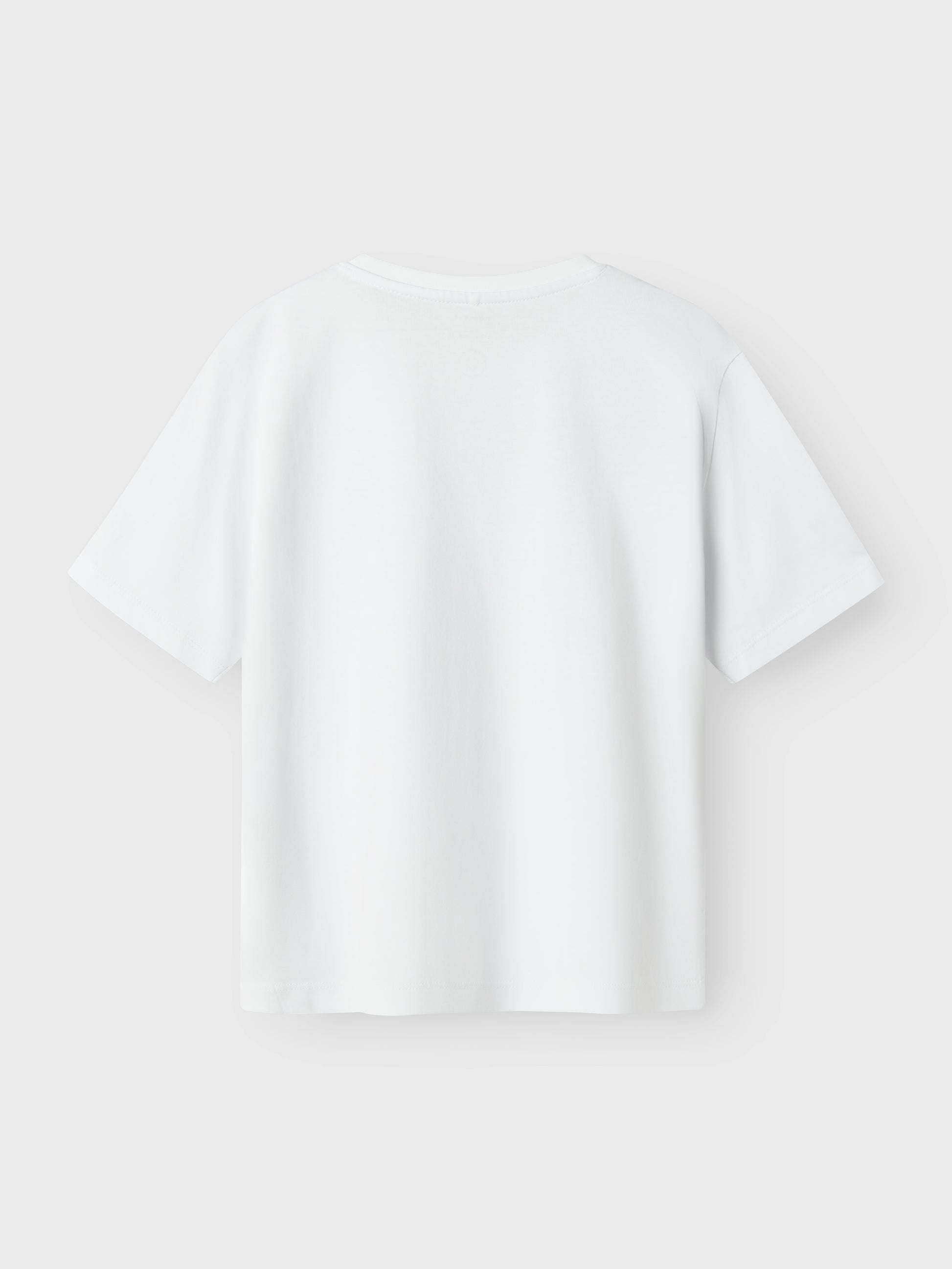 Vit Pokemon t-shirt med draken på. Kortärmad ekologisk tröja till pojke, kille från Name it.
NKMJAVIS POKEMON NREG SS TOP SKY
13245078