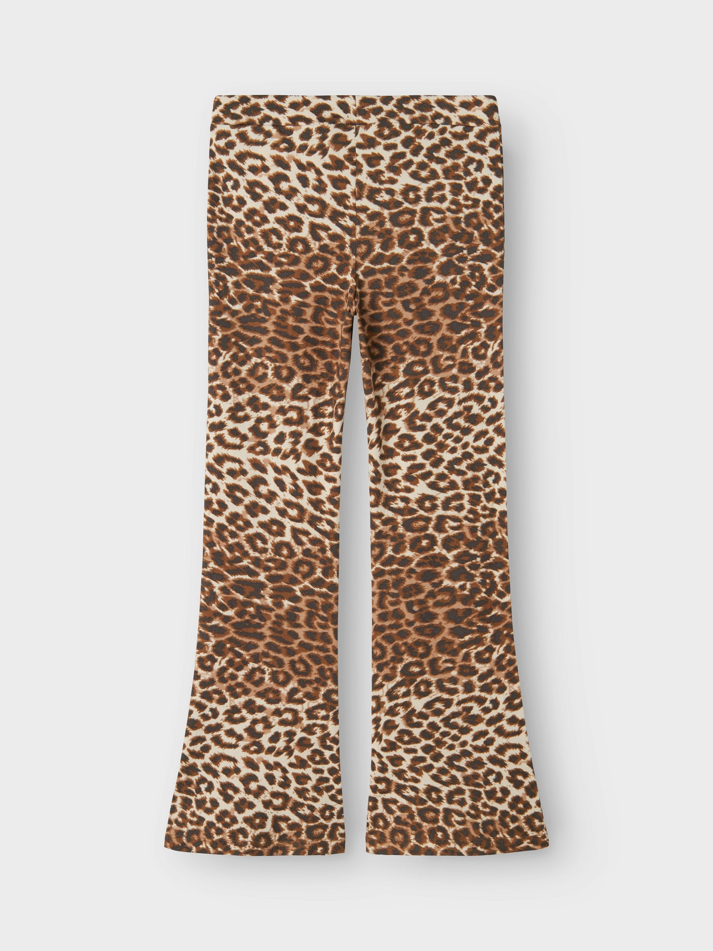 Leo mönstrad bootcut byxa till barn och ungdom. Byxor med leopard mönster i svart, brun och beige till flicka, tjej från Name it, NKFNUNI