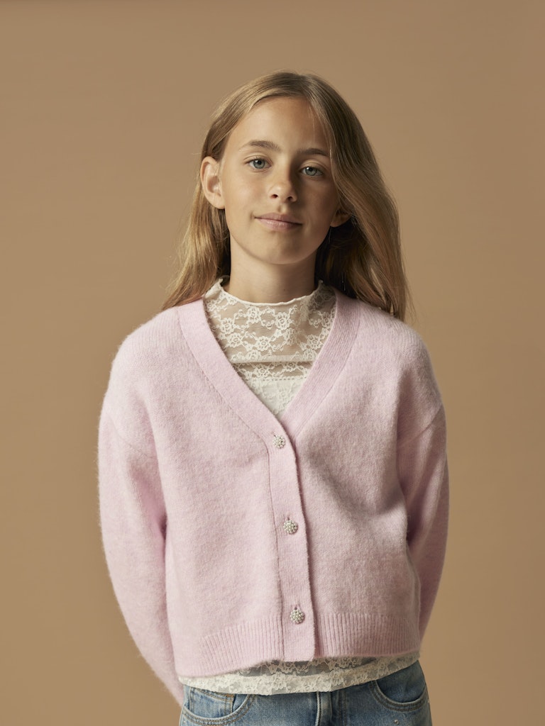 Rosa stickad kofta till tjej. Cardigan, v-ringad till flicka från Nameit.
NKFNINA KNIT CARD
13247049