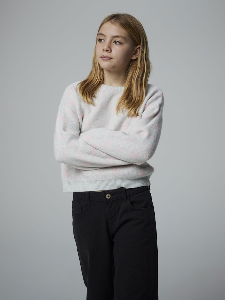 Grå tröja med rosa text, stickad tröja i återvunnet material till flicka, tjej.
NKFOLINE LS KNIT BF
13247280