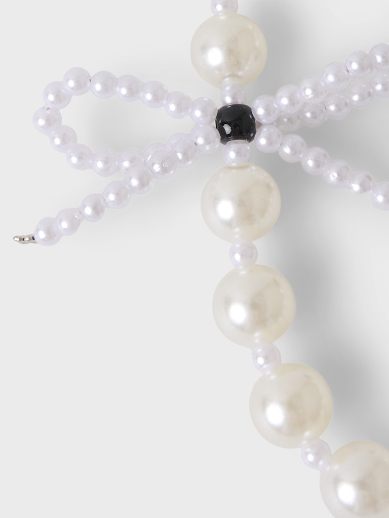 Nyckelring, bag charms av vita pärlor. 
NKFOLULU KEYHANGER
13247726