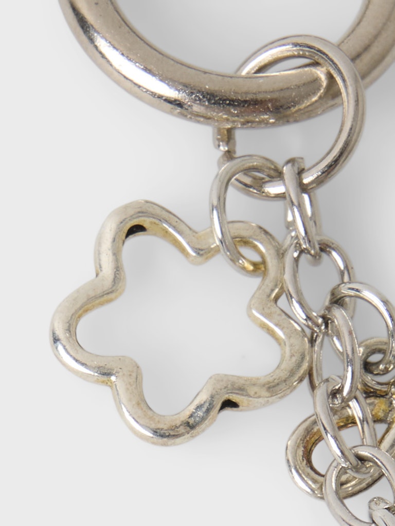 Nyckelring, bag charms av silver hjärta. 
NKFOLULU KEYHANGER
13247726