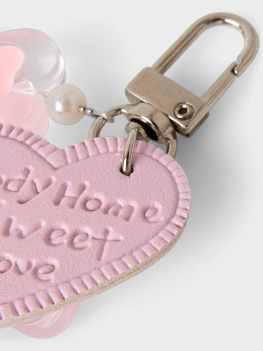 Nyckelring, bag charms i form av rosa små hjärtan. Väldigt söt dekoration till handväskan.
NKFOLULU KEYHANGER
13247726
