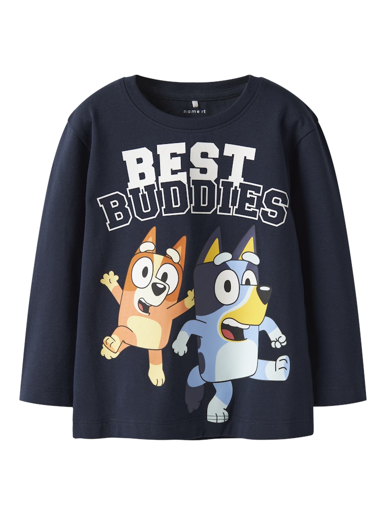 Blå Bluey tröja till pojke. Hundar, bästa vänner långärmad t-shirt från Nameit.
NMMODIN BLUEY LS NREG TOP BOX SKY
13249599