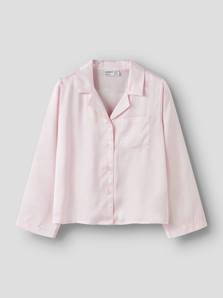 Rosa siden pyjamas till flicka. Satin pyjamasbyxor till tjej från Nameit.
NKFRUTH PYJAMAS
13239997