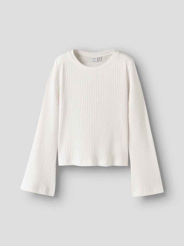 Vit ribbad topp till flicka. Tröja med trumpetärm till barn och ungdom tjej. Ekologiska barnkläder från Name it.
NKFOKALO LS SHORT TOP
13251756