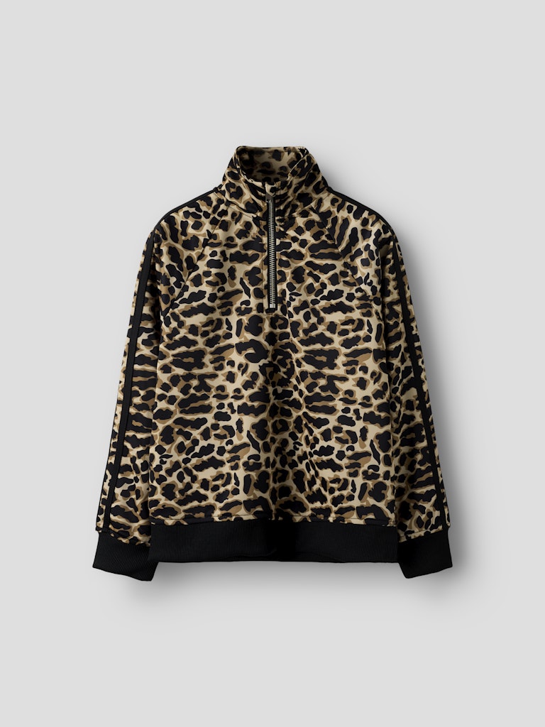 Snygg leopard mönstrad zip tröja med dragkedja i halsen till flicka. Tjej tröja i svart, beige och brunt från Name it.
NKFRONJA LS NREG TOP
13256147