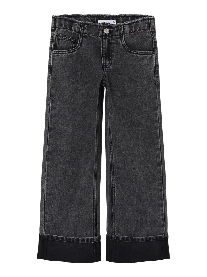 Coola jeans till din tjej, flicka i mjukaste denim som är ett slitstarkt vävt tyg som finns i flera uttryck för en unik look.

Produkttyp: jeans med bred passform
Stängning: Tryckknapp och halv mock gylfknäppning (storlek 80-110) eller krokknapp och dragkedja (storlek 116-164), hakknapp och dragkedja gylf
Fickor: Bakfickor, Framfickor
Bendetaljer: Uppvikbara få