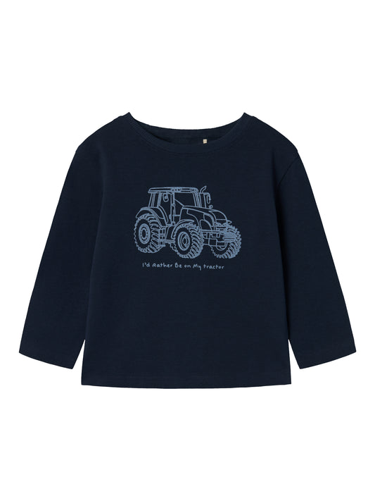 Ekologisk blå traktor tröja till liten pojke, kille. Långärmad t-shirt från Name it till barn.