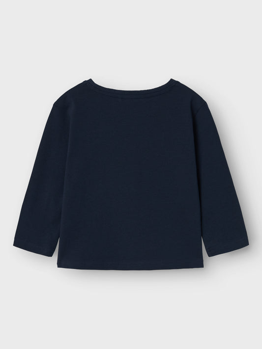Ekologisk blå traktor tröja till liten pojke, kille. Långärmad t-shirt från Name it till barn.