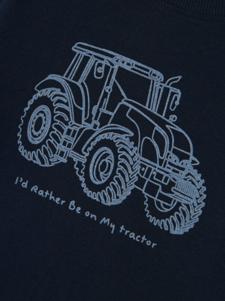 Ekologisk blå traktor tröja till liten pojke, kille. Långärmad t-shirt från Name it till barn.