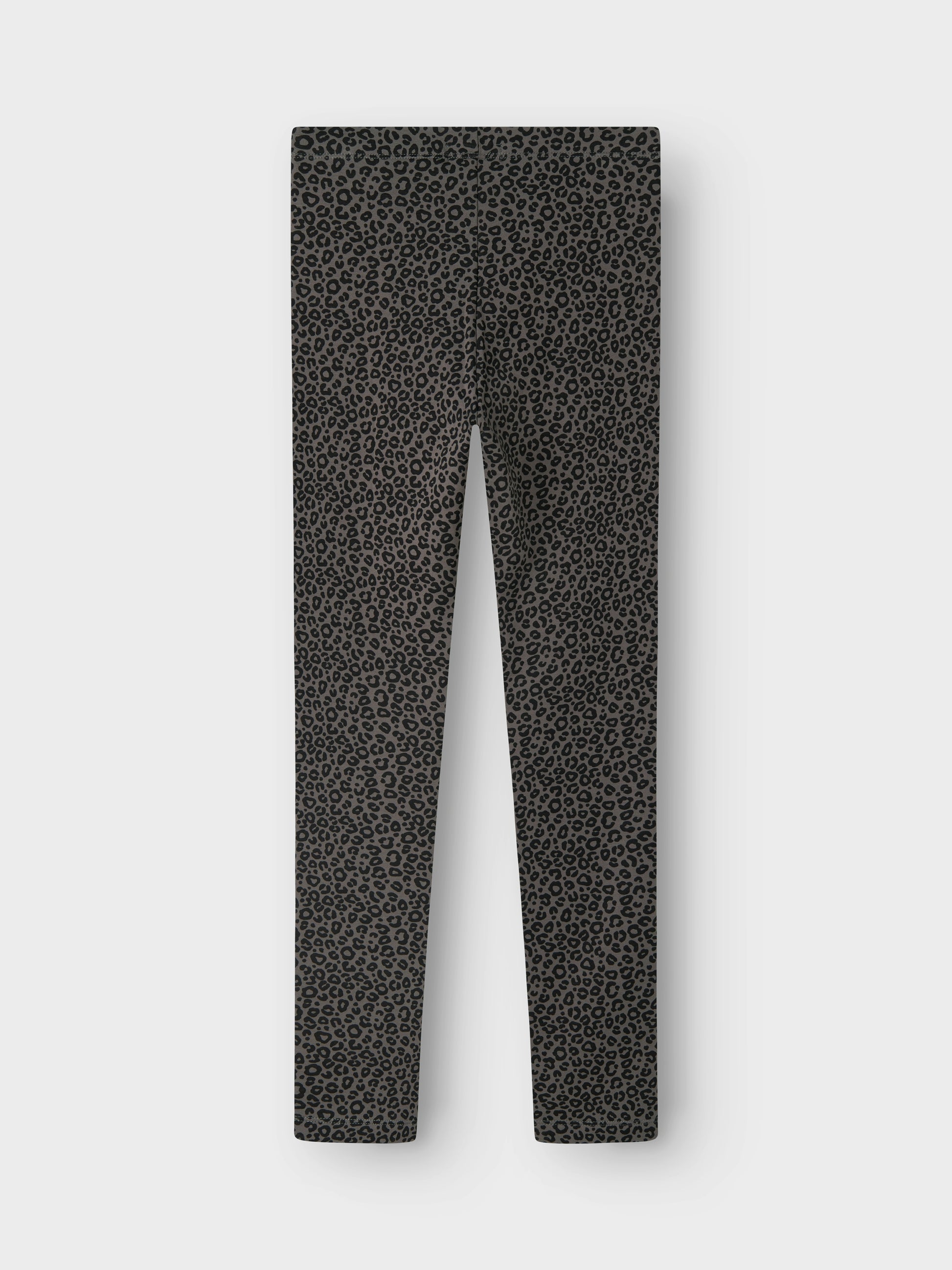 Håll det enkelt och bekvämt för ditt barn att skapa en cool outfit med mörkt grå mjuka och stretchiga leggings av ekologisk bomull. Borstad sweatshirt har en mjuk insida för en bekväm känsla för din flicka, tjej.

Produkttyp: Leggings
Mönster: Leo print upprepas över hela ytan av produkten
Passform: Normal passform