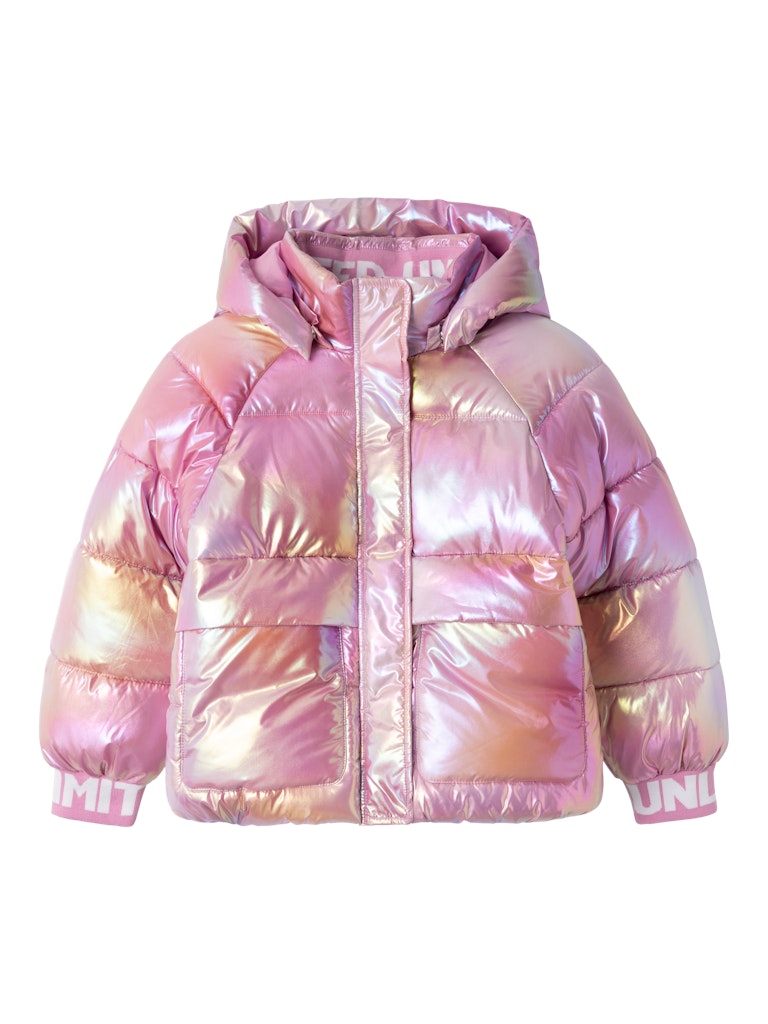 Snygg rosa pärlemors jacka till flicka. Tjej vinterjacka puffer perfekt för barn denna höst och vinter.
NKFMALAN PUFFER JACKET FOIL
13231168