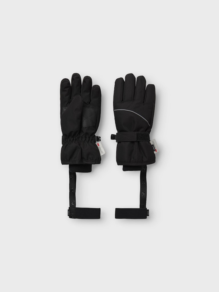 Vattentäta vinter handskar till barn. Varma vantar till flicka och pojke.
NKNSLOPE10 GLOVES SKI EDITION FO NOOS
13233452