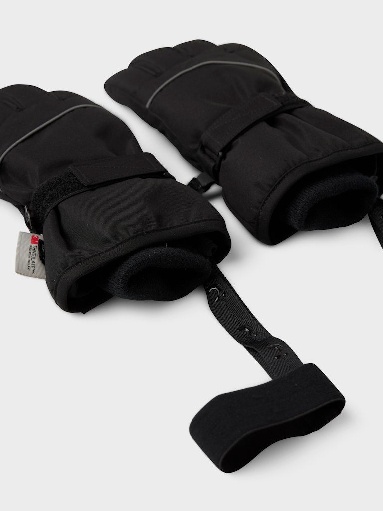 Vattentäta vinter handskar till barn. Varma vantar till flicka och pojke.
NKNSLOPE10 GLOVES SKI EDITION FO NOOS
13233452