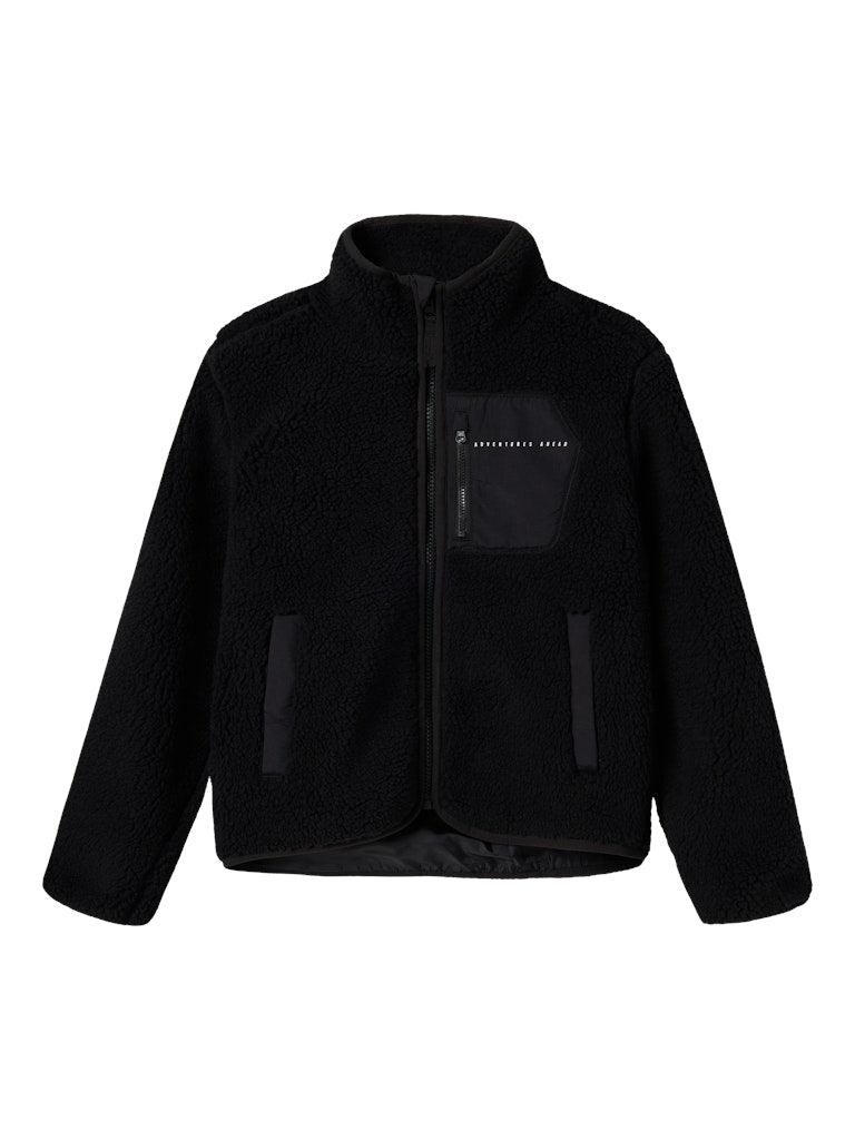 Svart teddy jacka till tjej och kille. Fleece jacka, windstopper från Name it.
NKNMATTIA SHERPA JACKET PB
13241683