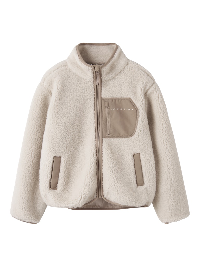 Beige, vit teddy jacka till tjej och kille. Fleece jacka, windstopper från Name it.
NKNMATTIA SHERPA JACKET PB
13241683